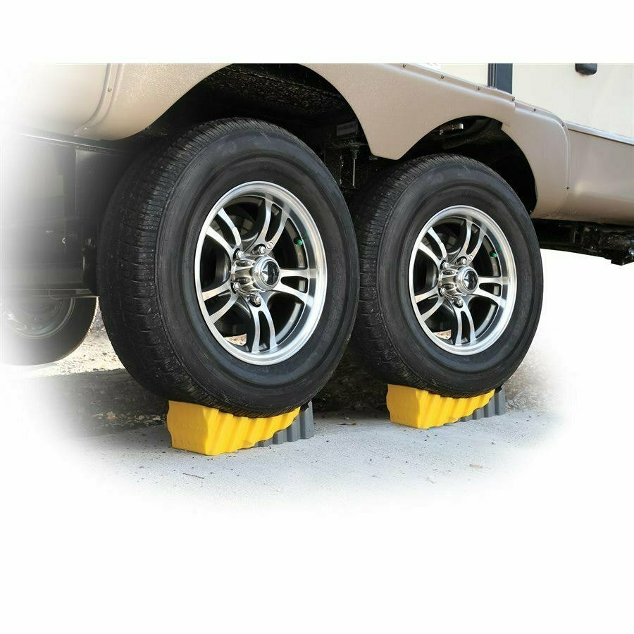 Curved Leveler and Wheel Chock