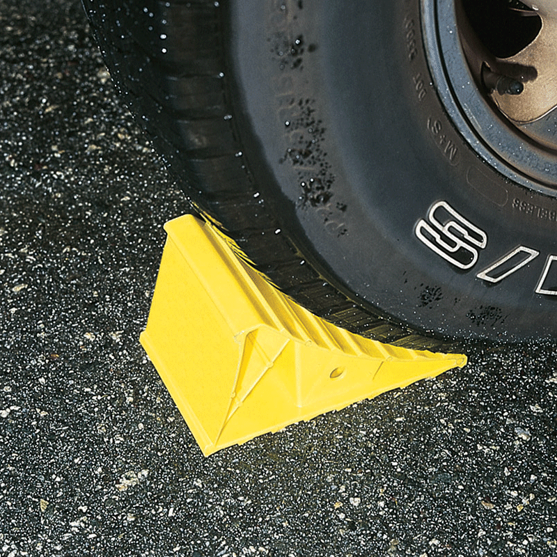 Camco Wheel Chock-Suitable for 26" Wheel Diameter