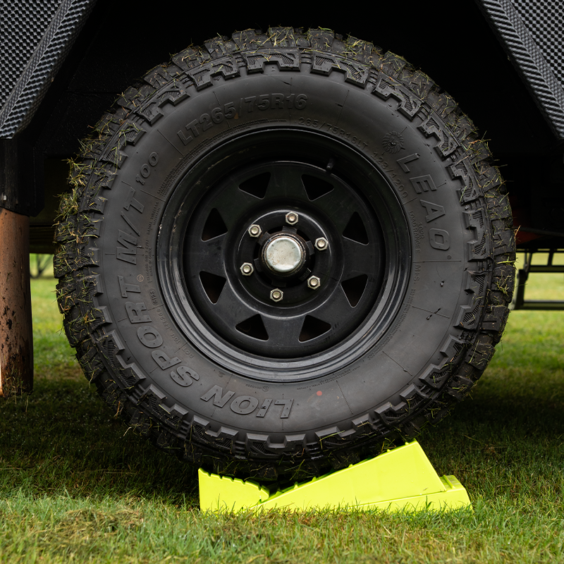 COAST RV 5000kg Levelling Ramp with Chock & Bag | Kit