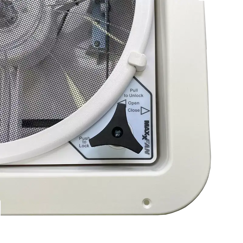 MaxxFan Plus with Thermostat & Manual Lift