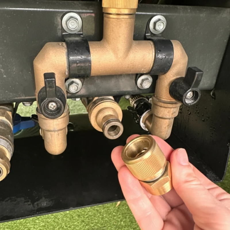 FLAT-OUT Brass Water Inlet Dust Cap - Single. P23
