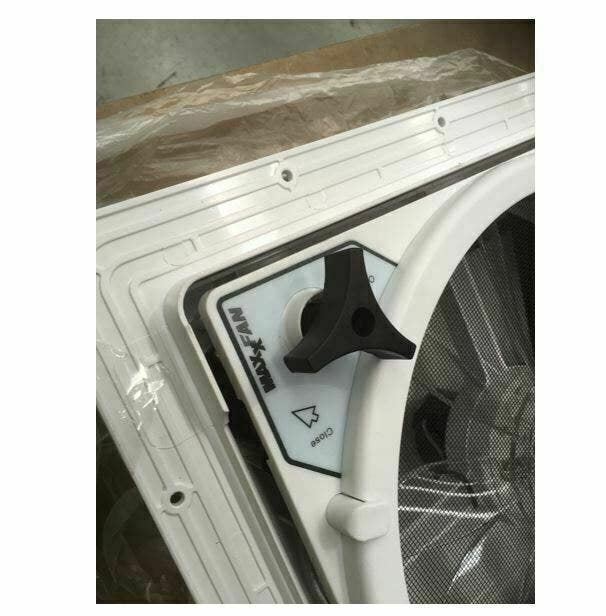 MaxxFan Deluxe with Rain Dome, Thermostat, Power Lift and Remote