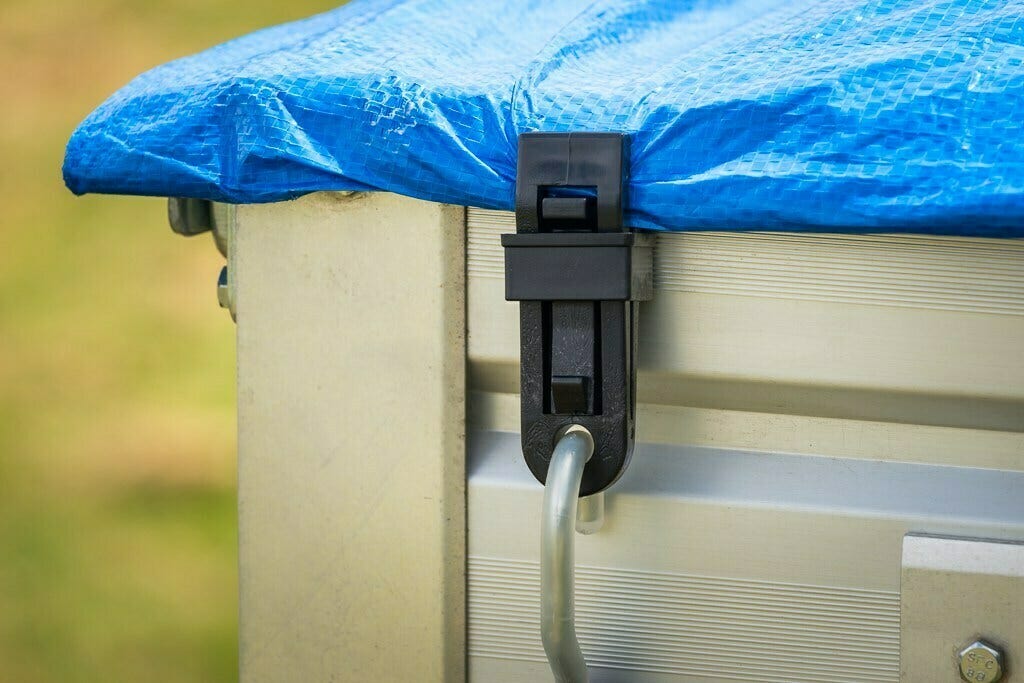 Tarp Clips 4 Pc Jar