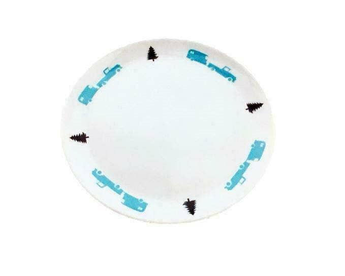 Camco Melamine Salad Plate, Trailer/Tree Pattern